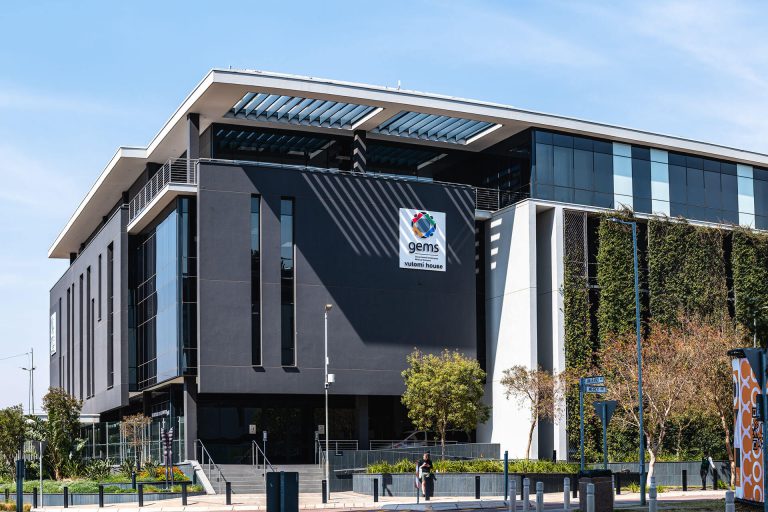 custom-signage-done-for-gems