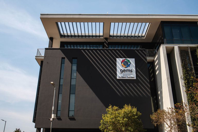 custom-signage-done-for-gems